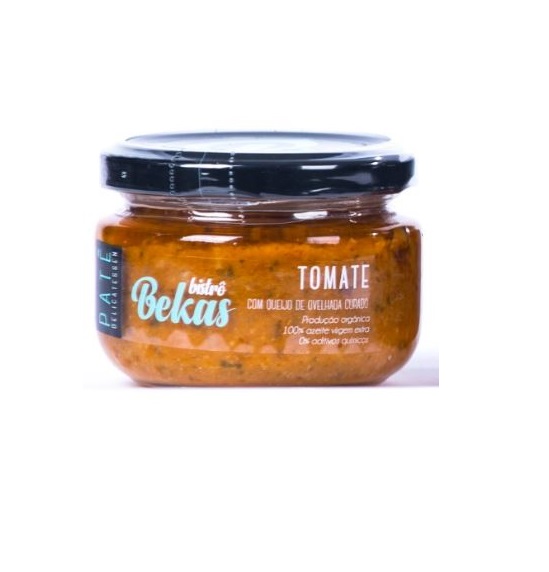 Tomate e queijo de ovelha